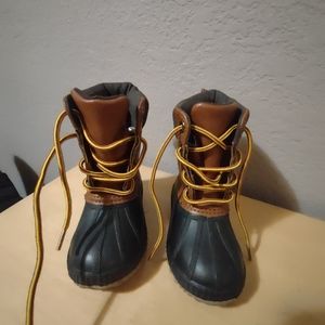 Kids (Tots) duck boots, Sz 5/6T